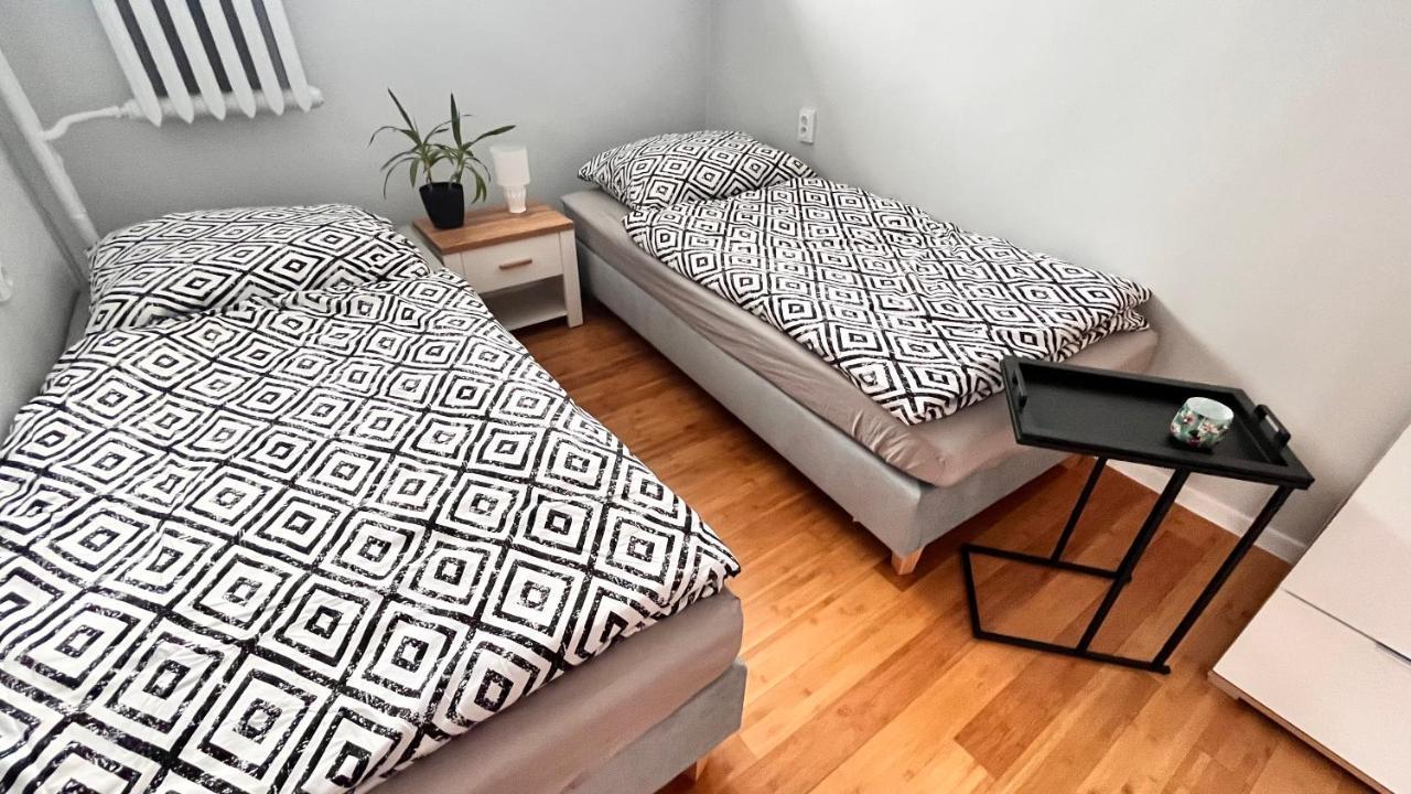 Apartament Z Widokiem Na Spodek カトヴィツェ エクステリア 写真